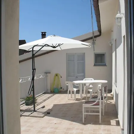 Traditional House Zia Dina Casa vacanze *
