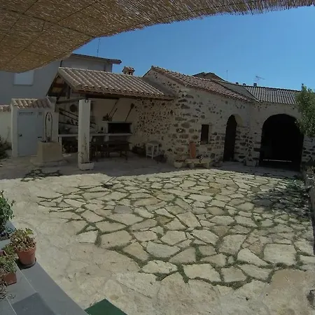 Traditional House Zia Dina *