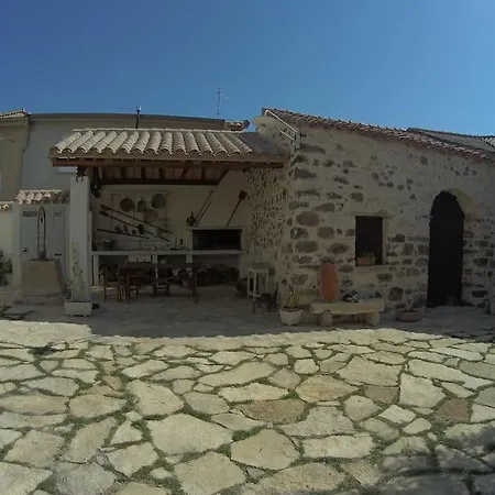 Traditional House Zia Dina *