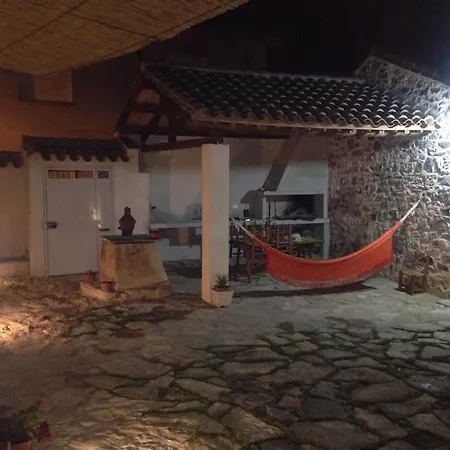 Traditional House Zia Dina Casa de Férias Mogoro