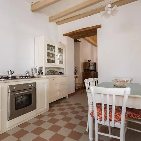 Traditional House Zia Dina Σπίτι διακοπών Mogoro
